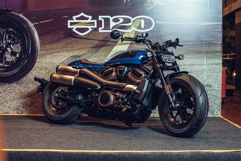 Sportster S Como Anda A Nova Moto Da Harley Davidson Webmotors