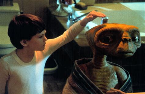 E.T. And Elliott Have Reunited For A TV Commerical