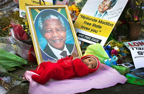 Nelson Mandela on life support, faces 'impending death' | CTV News