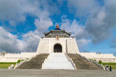 Chiang Kai-shek Memorial in Taipei Editorial Stock Photo - Image of ...