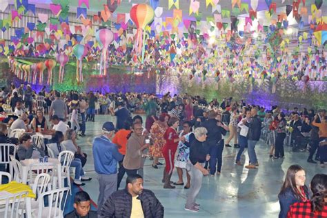 Festa Junina Da Melhor Idade Tem Muita Divers O Alegria E Comidas