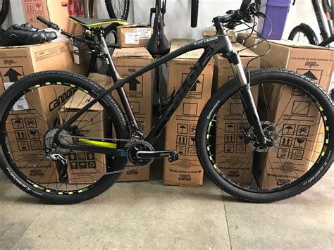 Bicicleta Caloi Elite Carbon Sport V Amarelo Ano R