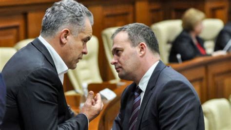 Cu ce se ocupă finul lui Vlad Plahotniuc Andrian Candu în ultimii ani