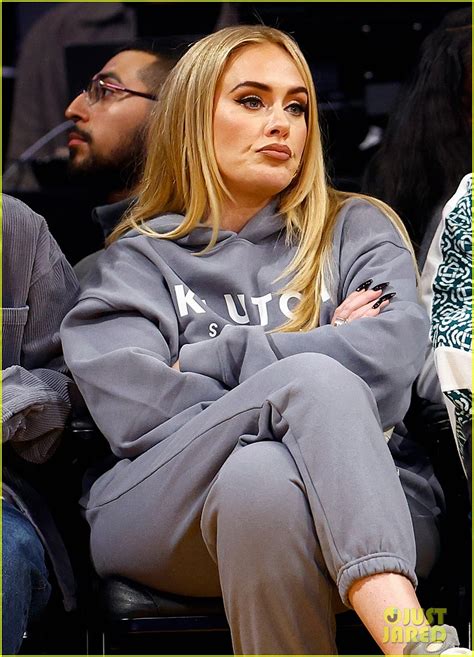 Adele & Boyfriend Rich Paul Sit Courtside at Lakers Game : Photo ...