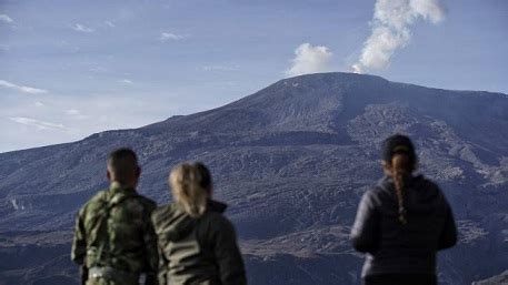 Sobre el Nevado del Ruiz Hay mayor probabilidad que en días o semanas