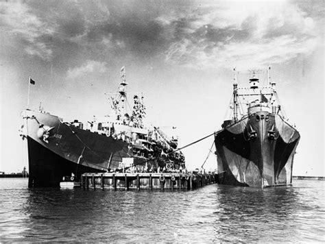 USS Archerfish: Sinking the 72,000-ton Aircraft Carrier Shinano | War ...