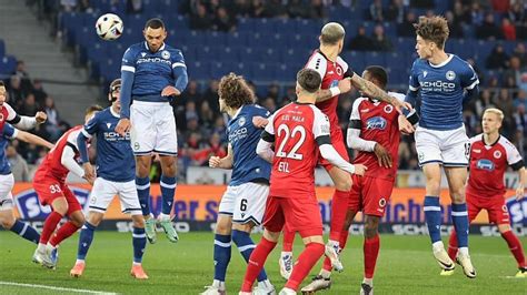 Liveticker Zum Nachlesen Arminia Bielefeld Verabschiedet Sich Mit