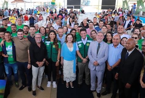 Acre Mais Fam Lias De Rio Branco Recebem T Tulos Definitivos De