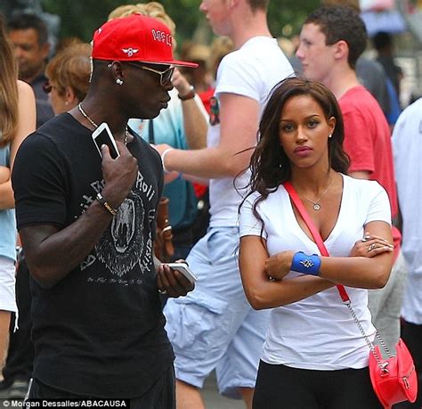 Kiss Kiss Fanny Neguesha Steps Out Wearing Red Lip Handbag Whilst Out And About With Fiance