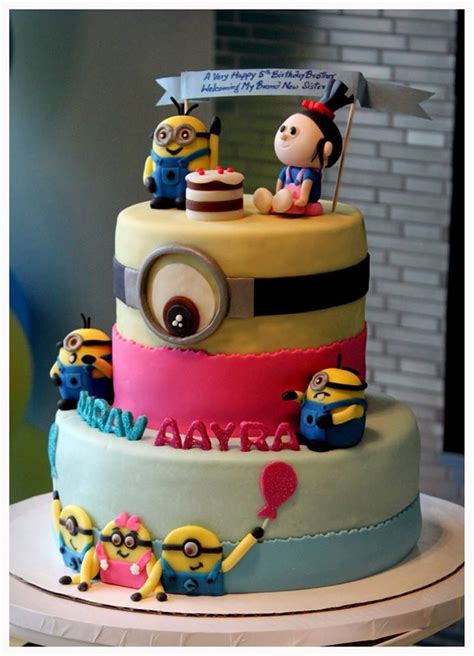 Minion Cake - CakeCentral.com