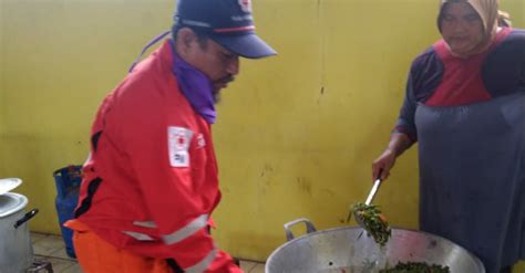 Pmi Indramayu Dirikan Dapur Umum