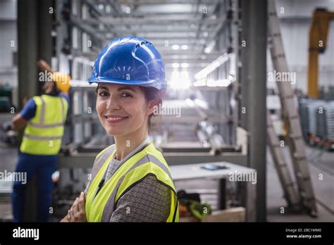 Portrait Female Factory Worker Hi Res Stock Photography And Images Alamy