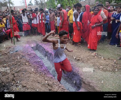 Charak Puja Hi Res Stock Photography And Images Alamy