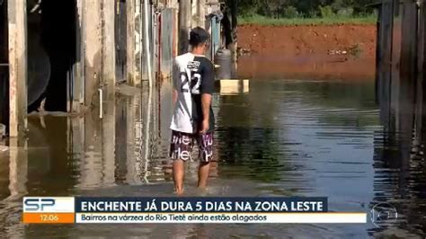 Cinco Dias Ap S Chuvas Bairro Vila Itaim Permanece Alagado Na Zona