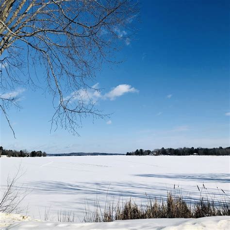 Newport: a town around a lake — Maine Features