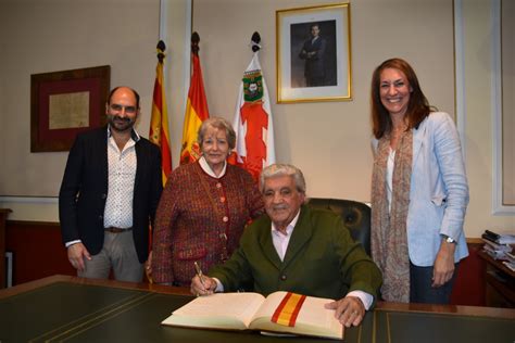 Barbastro Rinde Homenaje A Antonio Latorre