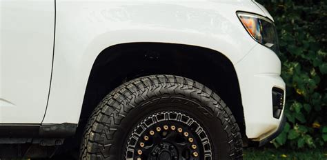 2015 Chevy Colorado Black Rhino Carbine