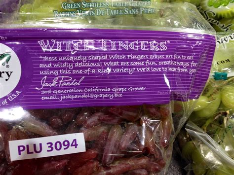 Witch Fingers Grapes – TRAVELLING BANANA