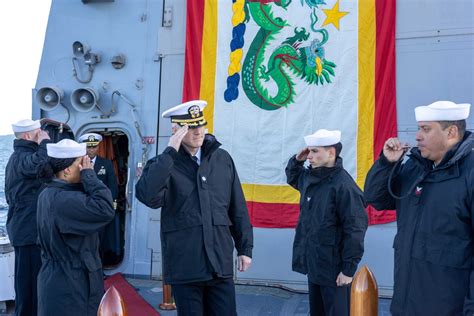 DVIDS - Images - USS Ralph Johnson (DDG 114) Conducts Change of Command ...