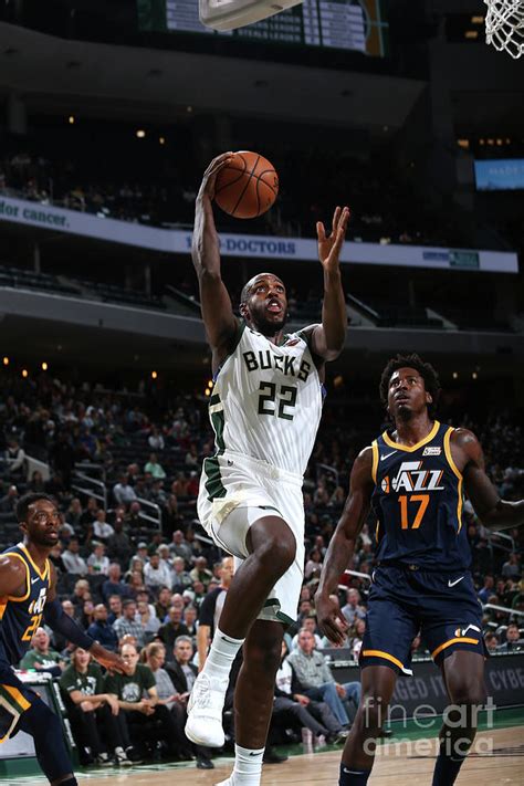 Utah Jazz V Milwaukee Bucks By Gary Dineen