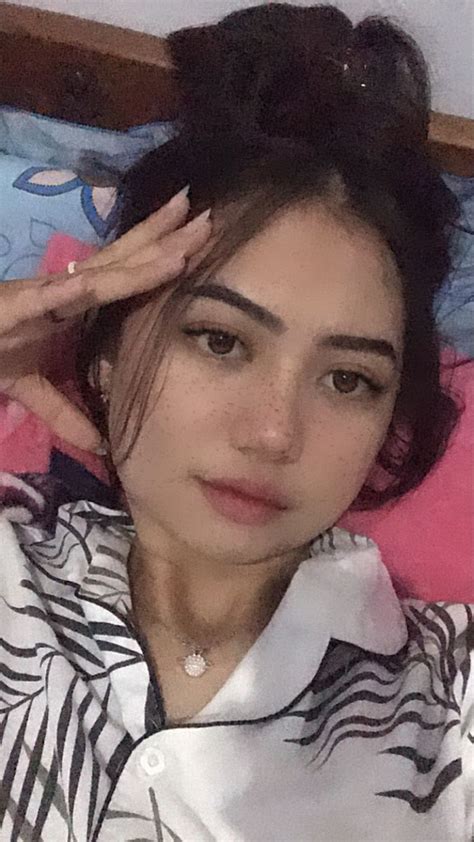 Pin Oleh Agustina Agustina Di Simpan Cepat Gambar Mode Wanita Wanita