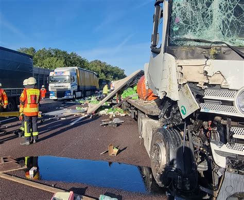 A2 Braunschweig Lkw Unfall hinterlässt Spur der Verwüstung news38 de