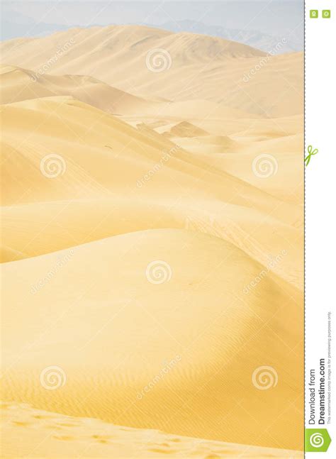 Sand Dunes of Atacama Desert, Near Huacachina in Ica Region, Peru Stock ...