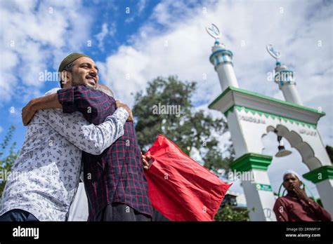 Kathmandu Nepal Th June Nepali Muslims Hug Each Other To