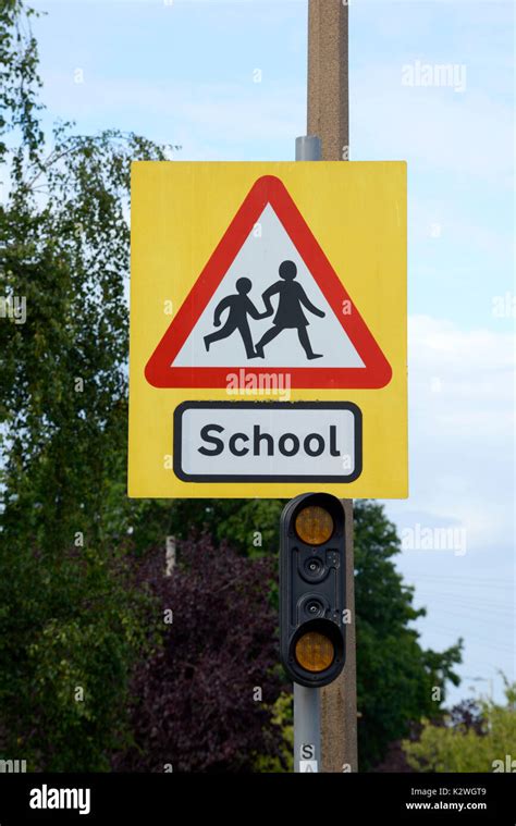 School Warning Sign Britain Hi Res Stock Photography And Images Alamy