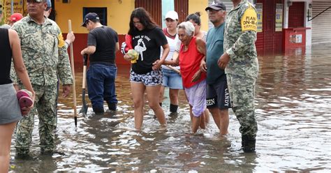 Chetumal Bajo El Agua Torrenciales Lluvias Activan Refugios