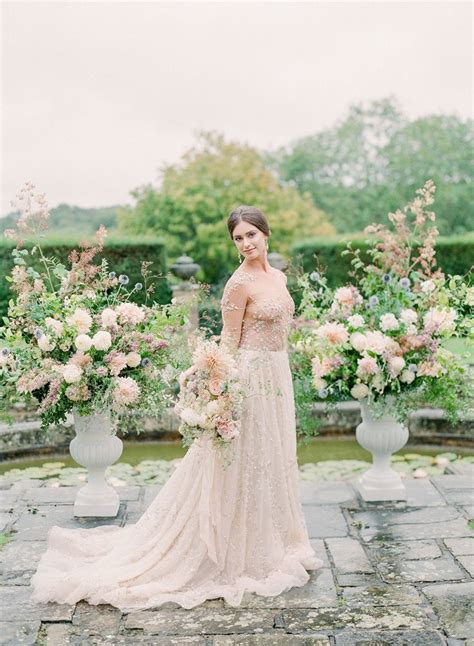 Oversized Sun Hats Romantic English Gardens And A Countryside Castle