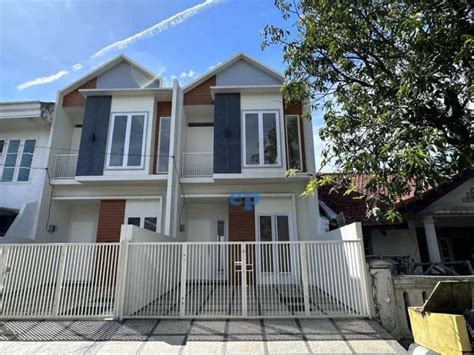 Rumah Rungkut Asri New Minimalis Modern Row Jalan Mobil