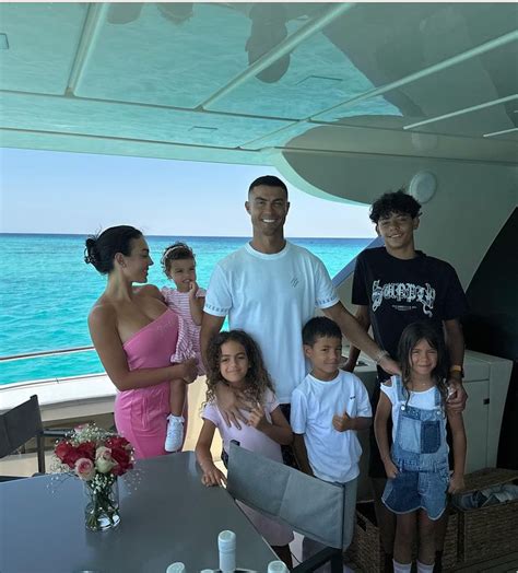 cristiano ronaldo laughs  daughter alanas heartfelt confession