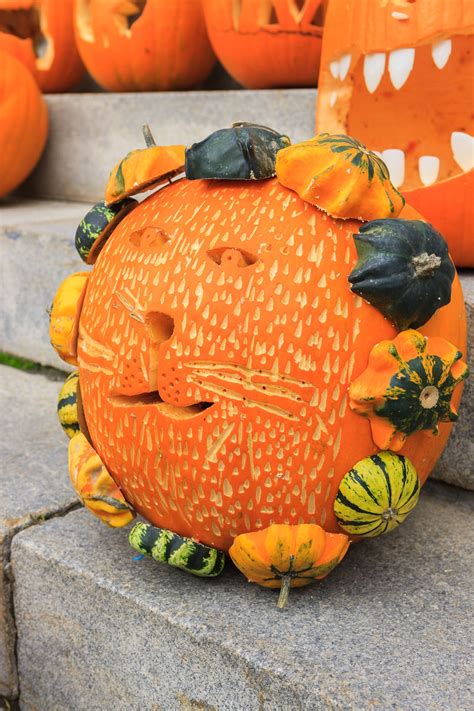 How to Upgrade Your Pumpkin Carving This Year | Vogue