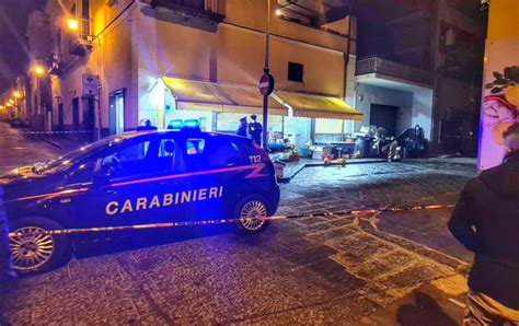 Dramma Dellantivigilia Di Natale Nel Napoletano Pescivendolo Ucciso