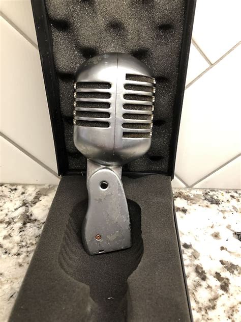 Nady Pcm Retro Elvis Microphone Reverb