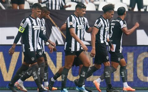 Botafogo Chega Ltima Rodada Do Brasileir O Sem Chances De T Tulo