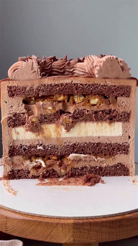 Kinder Bueno Cake With Kinder Chocolate Ganache Artofit