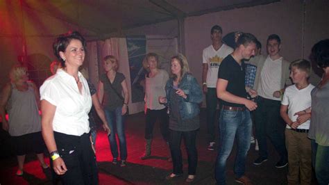 Fotos Discoabend Zum Auftakt Der Kirmes In Hilgershausen