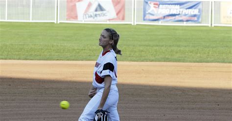 Virginia Tech Softball Advances To The Ncaa Super Regionals Gobbler