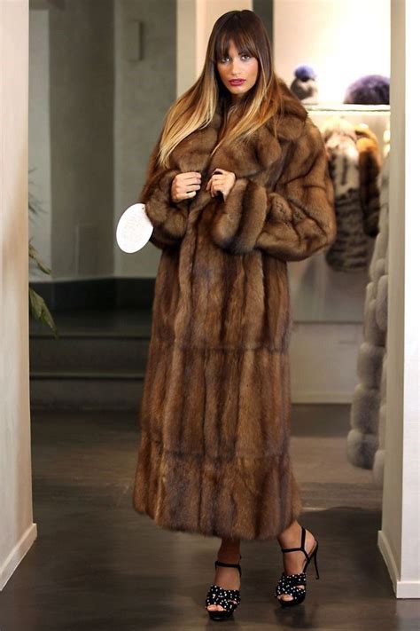 Pin By Sandra Huntington On Clementina Fur Coat Sable Fur Coat Fur Fashion