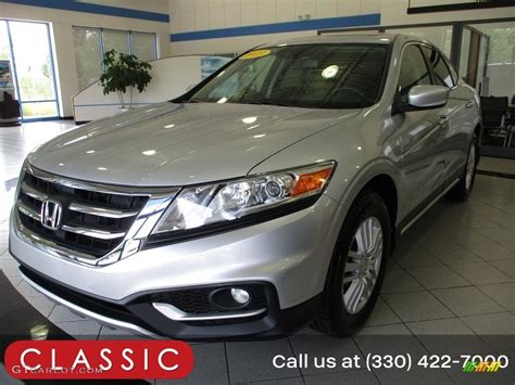 2013 Alabaster Silver Metallic Honda Crosstour EX L 142496307 Photo