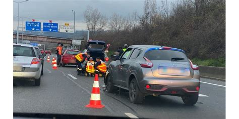 Métropole de Lyon Un accident de voitures fait trois blessés légers