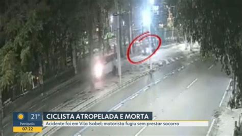 Ciclista morre após ser atropelada por carro em Vila Isabel motorista