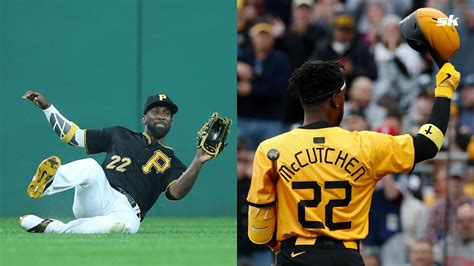 Watch Pittsburgh Pirates Star Andrew Mccutchen Plays Catch With Sons