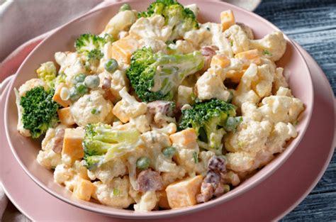 Amish Broccoli Salad With Cheese And Bacon Insanely Good