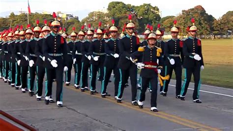 O Que E Cadete - Desfile dos cadetes na AMAN - YouTube