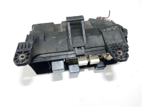 9098782022 90987 82022 156700 2470 Fuse Box Toyota RAV 4 2002 2 0L