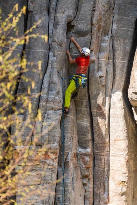 Arrampicata In Falesia Con Climbing Technology Actionsport