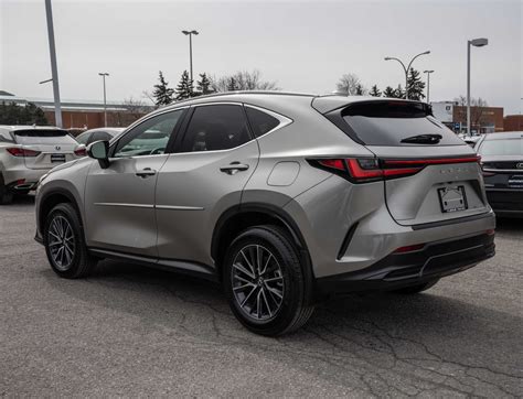 Lexus NX 2024 usagé de 2 600 km à vendre chez Otogo